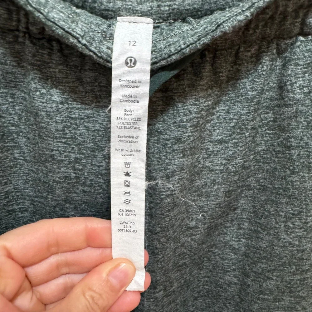 Lululemon Soft Jersey classic fit  mid-rise Jogger Green Heathered Cropped Pants
